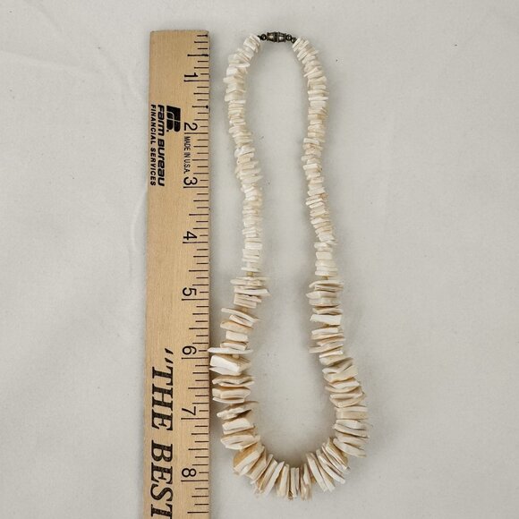 Natural Shell Chip Bead Necklace With Brass Clasp Puka Seashell Choker 18 Inches - Picture 6 of 8